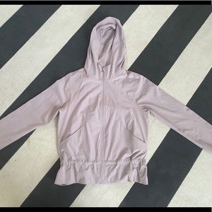Lululemon jacket in excellent condition